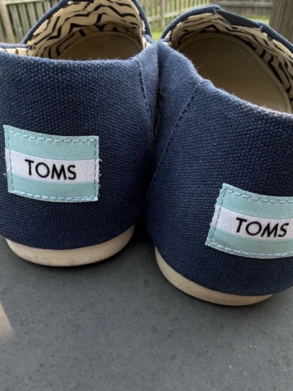 Toms Men's Classic Slip-On Canvas Loafers in Navy Blue